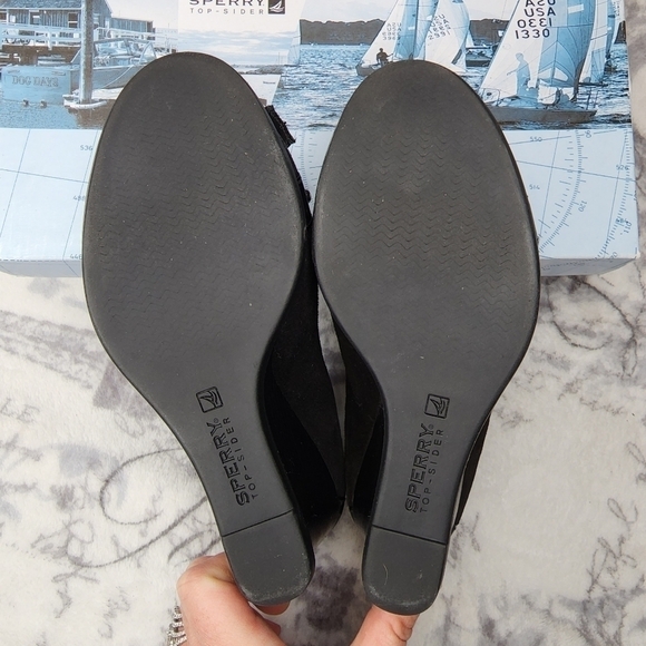 𝅺SPERRY | Black Suede Open Toe Boe Tie Wedges 7 - Picture 9 of 9